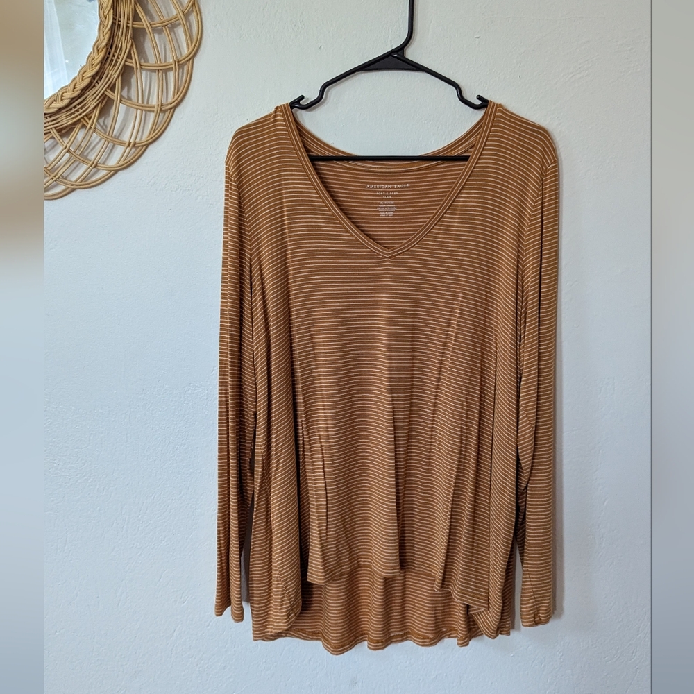 AEO Top